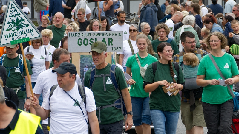 2026 07 04 11 Umzug