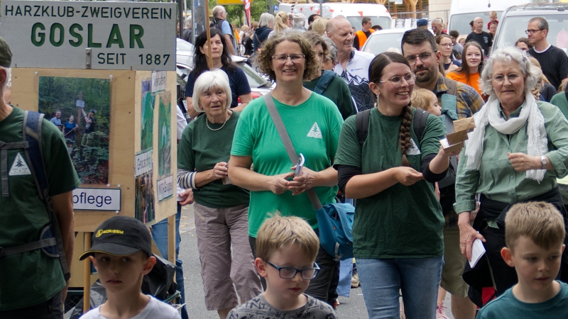 2026 07 04 16 Umzug